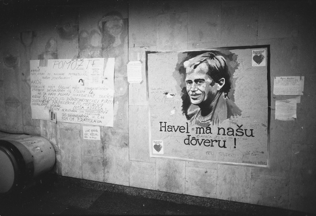 Juraj Bartoš, Podchod na Mierovom námestí. 1989